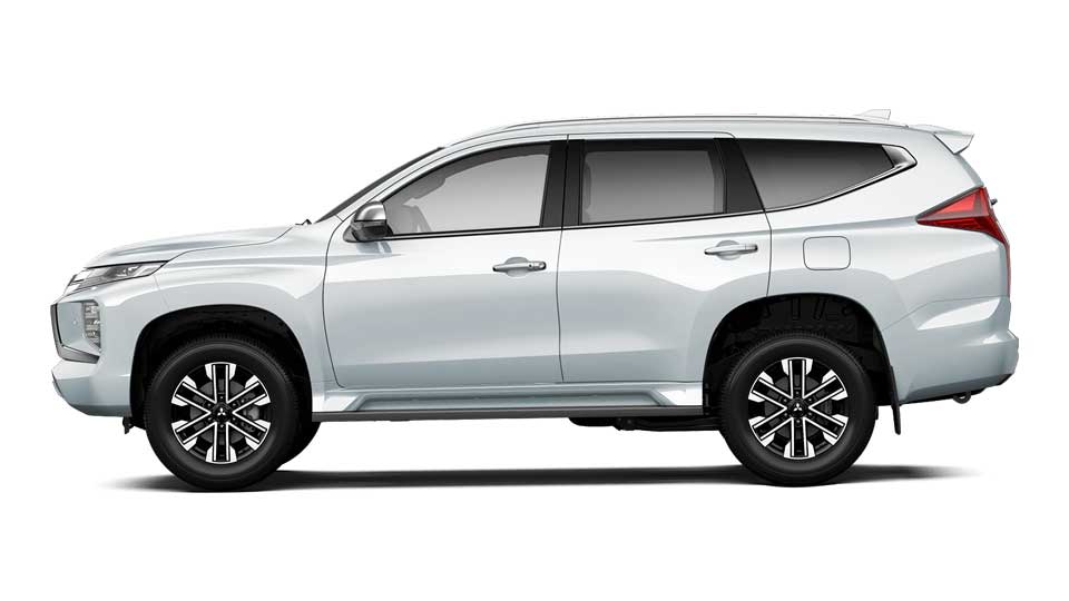 Mitsubishi Pajero Sport - 7 chỗ